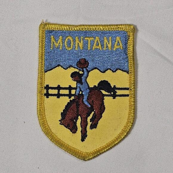 Vtg Montana Cowboy Horse Rodeo Travel Patch Yellow Saddle Patch - Picture 2 of 5